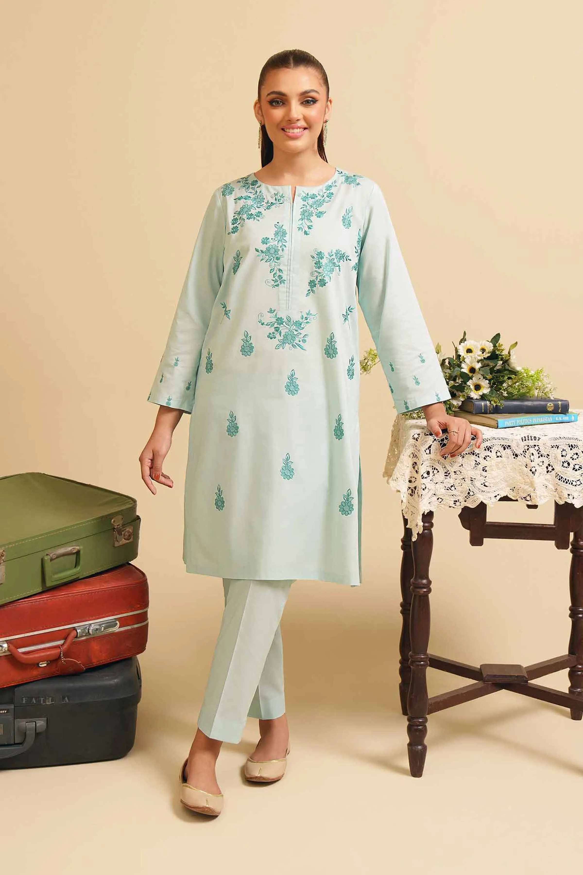 2 Piece - Embroidered Suit - PE24-15