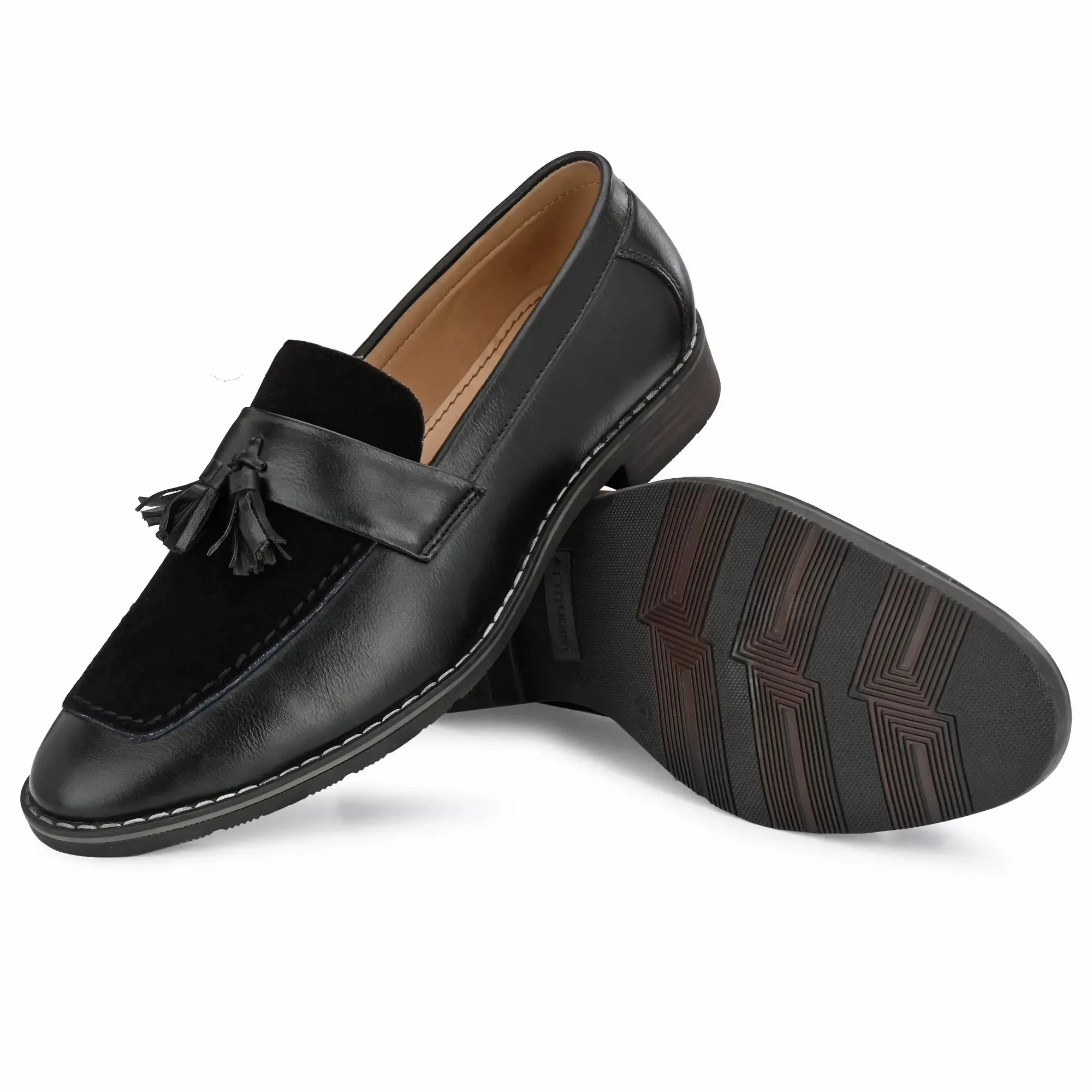 Attitudist Unisex Handcrafted Black Plain Tassel Loafer With Double Stitched Vamp