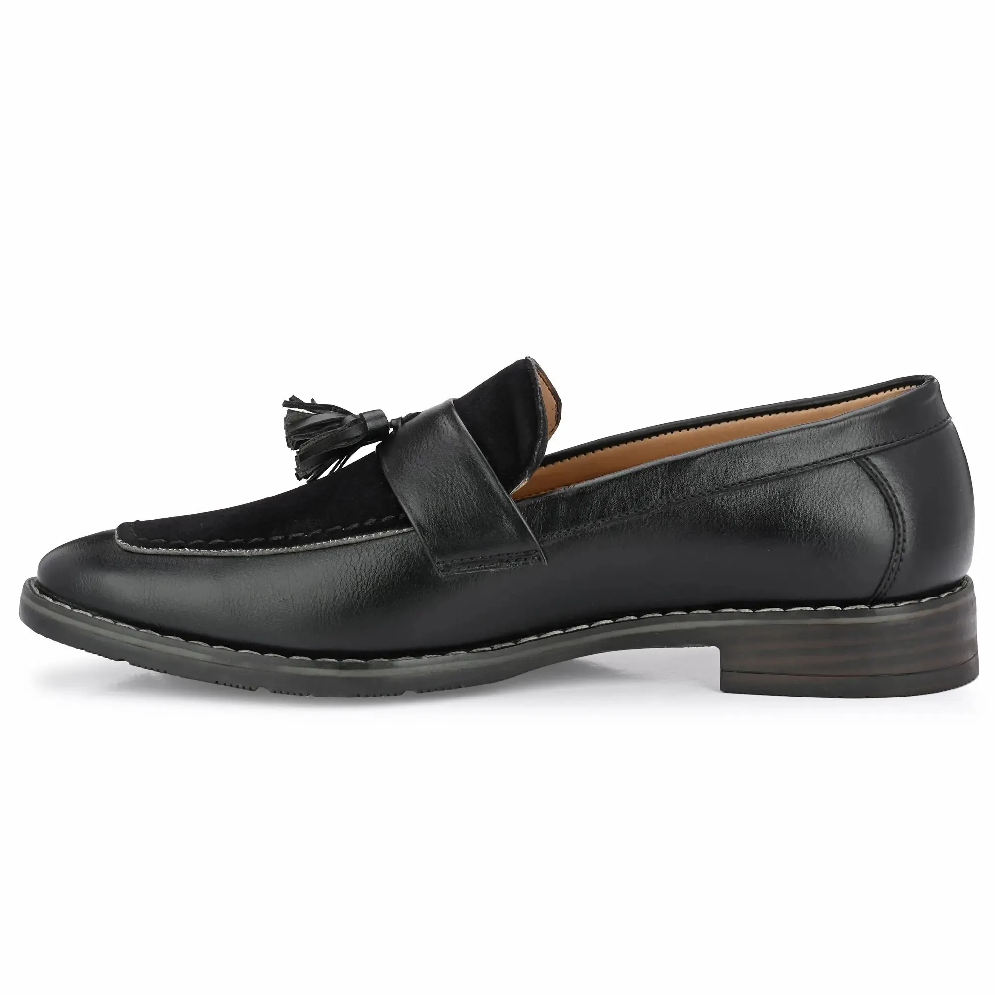 Attitudist Unisex Handcrafted Black Plain Tassel Loafer With Double Stitched Vamp