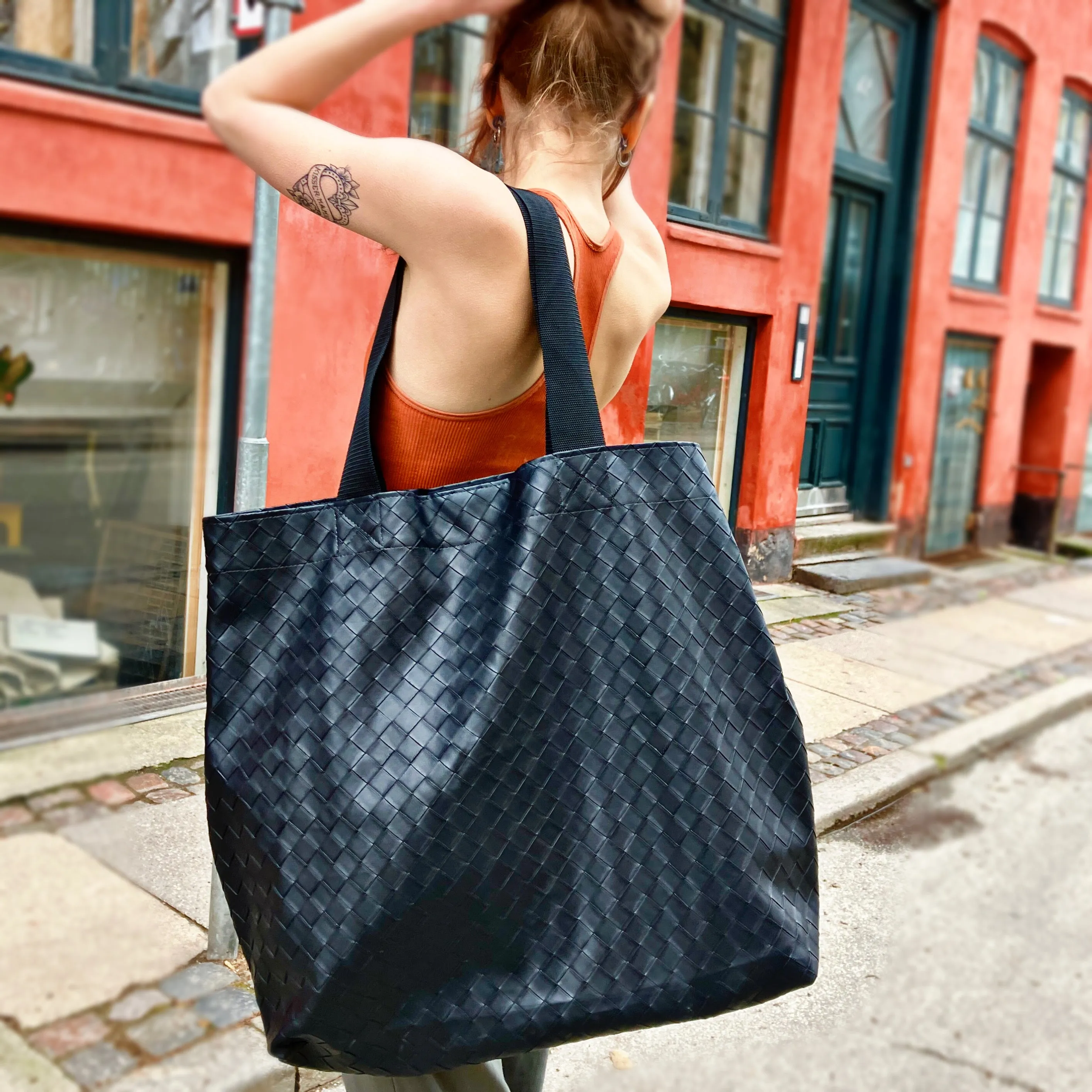 Big Wowen Tote Bag