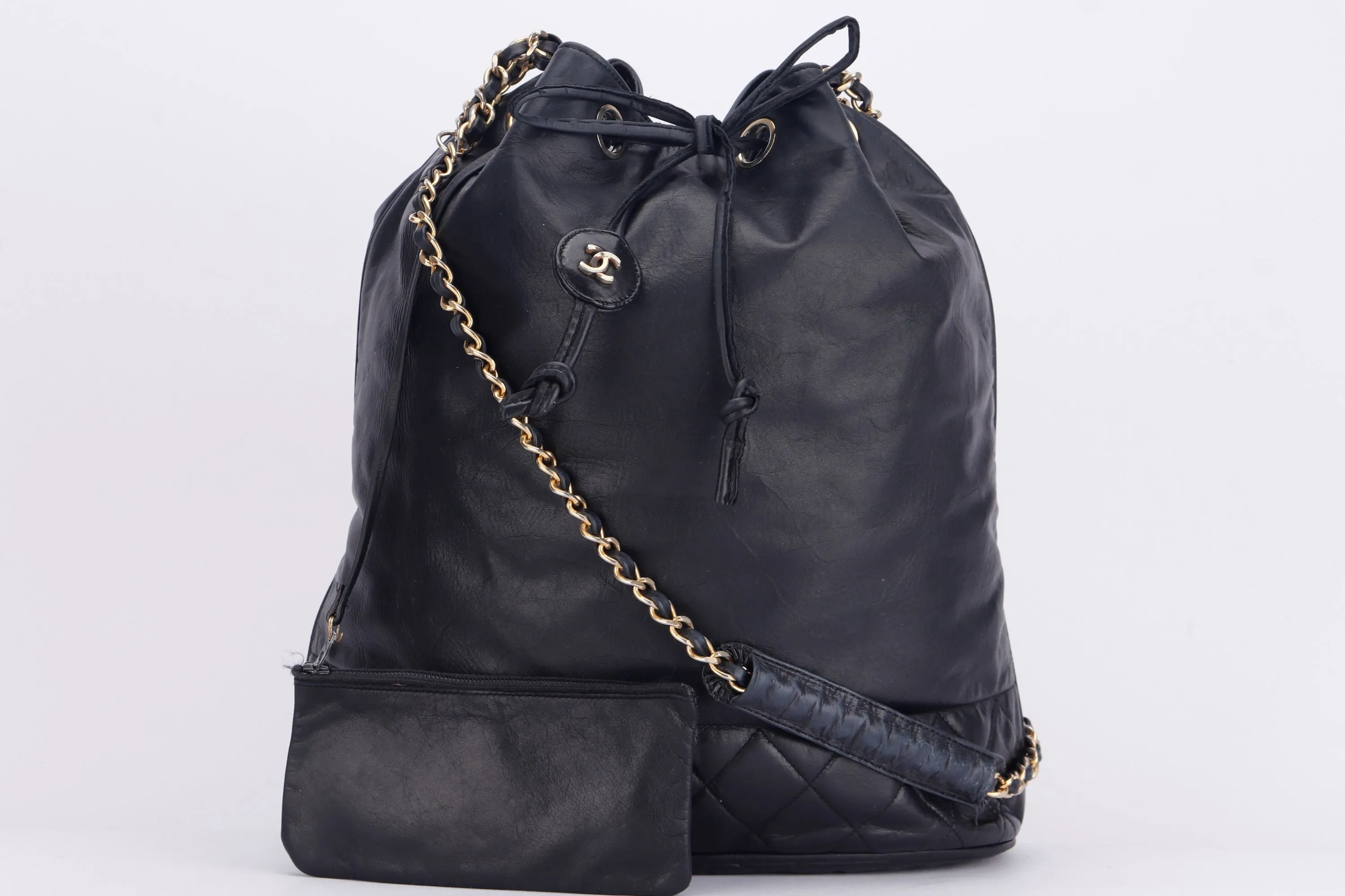 CHANEL VINTAGE BLACK LAMBSKIN BUCKET BAG, GOLD HARDWARE, WITH COIN POUCH, NO HOLOGRAM, CARD & DUST COVER