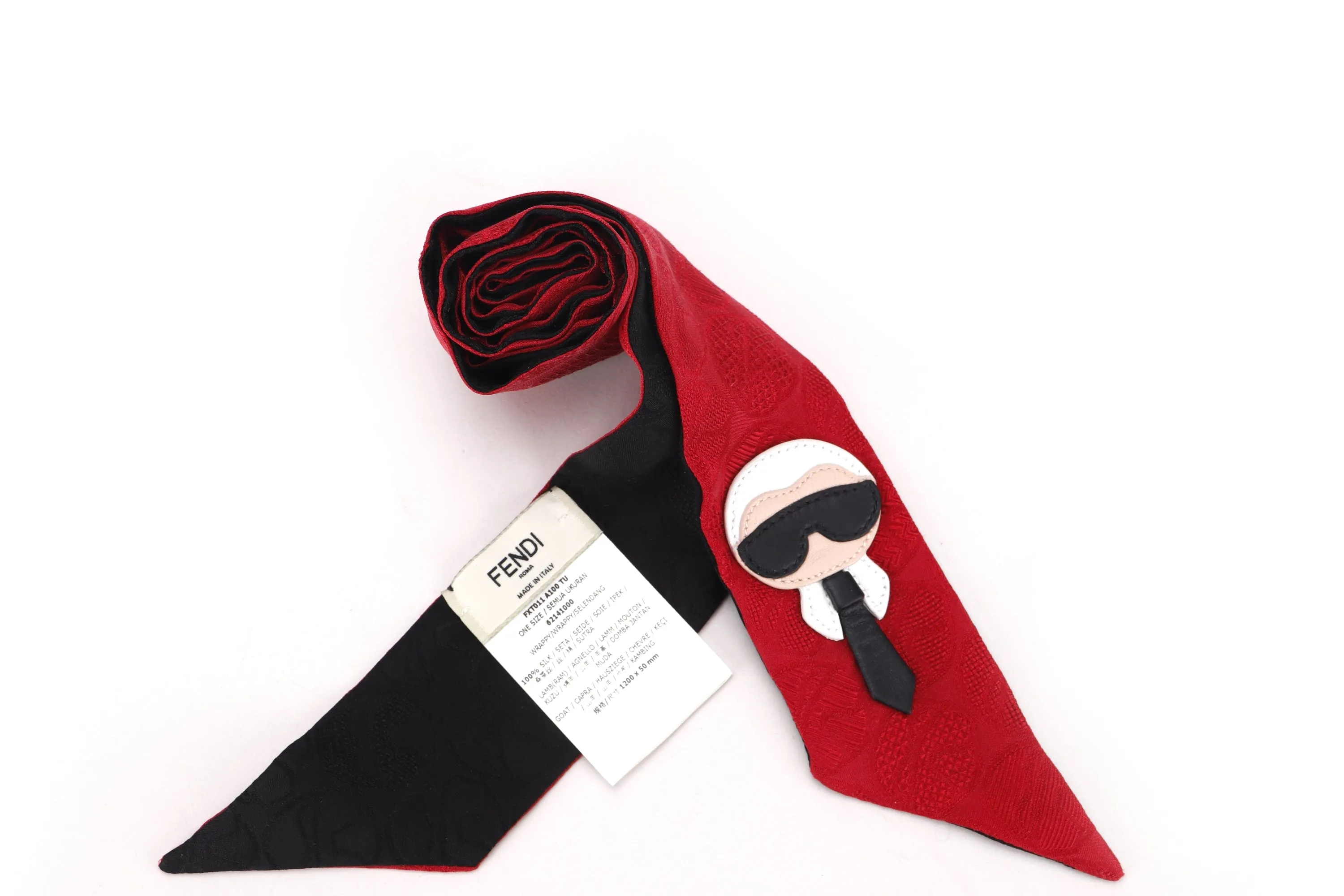 FENDI FXT 011 AIDO TU SILK WRAPPY IN RED & BLACK KARL ICON, SIZE 1200 X 50MM, WITH BOX