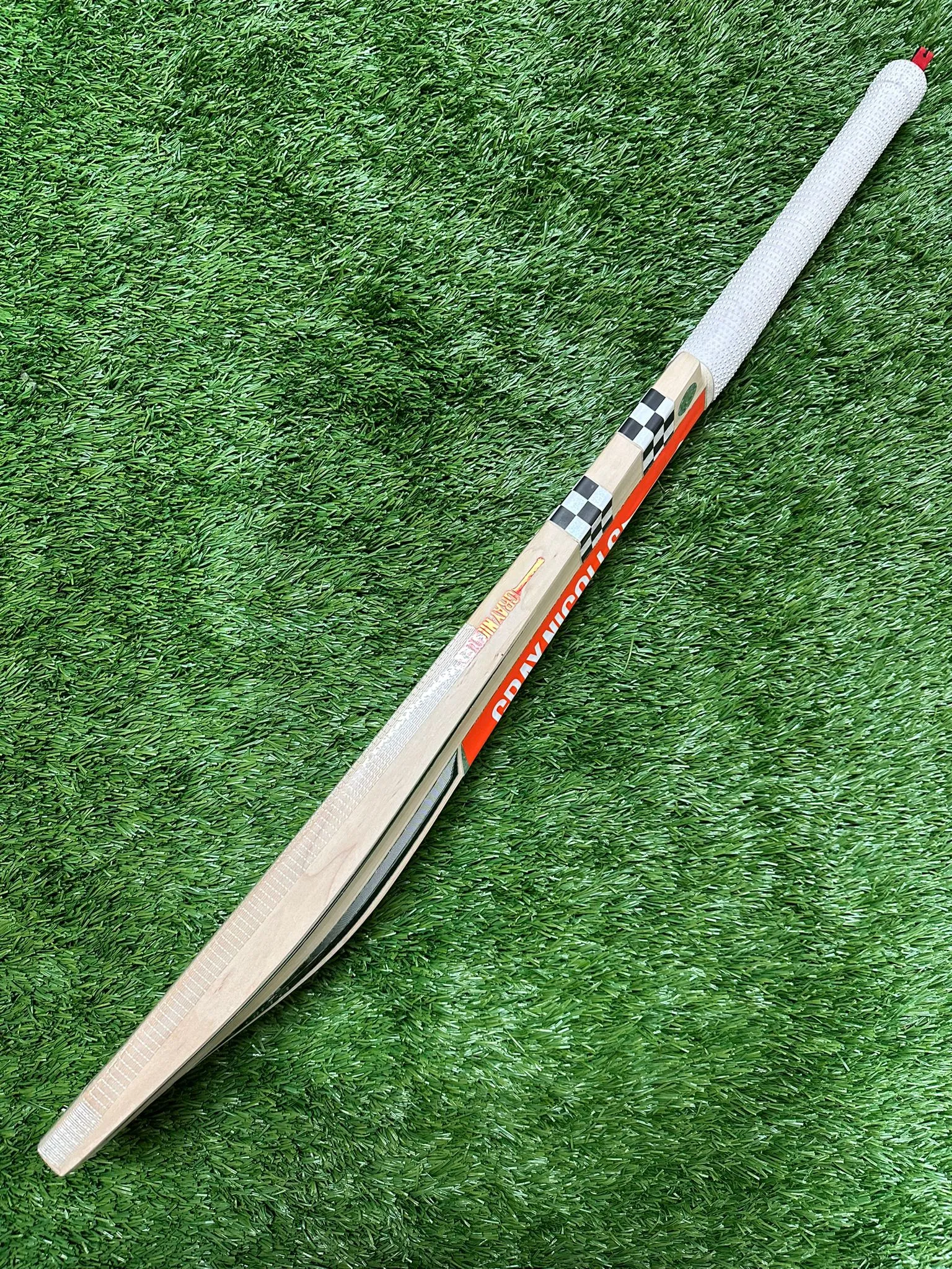 Gray Nicolls Ultra Limited Edition (2)