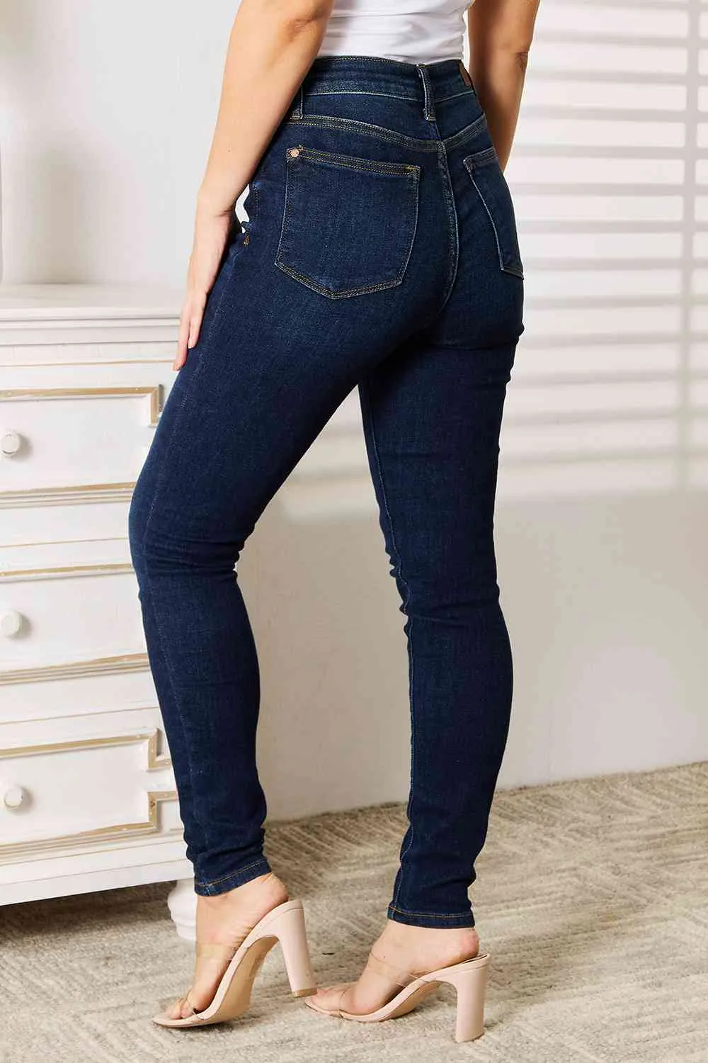 Judy Blue Dark Skinny Jeans with Pockets