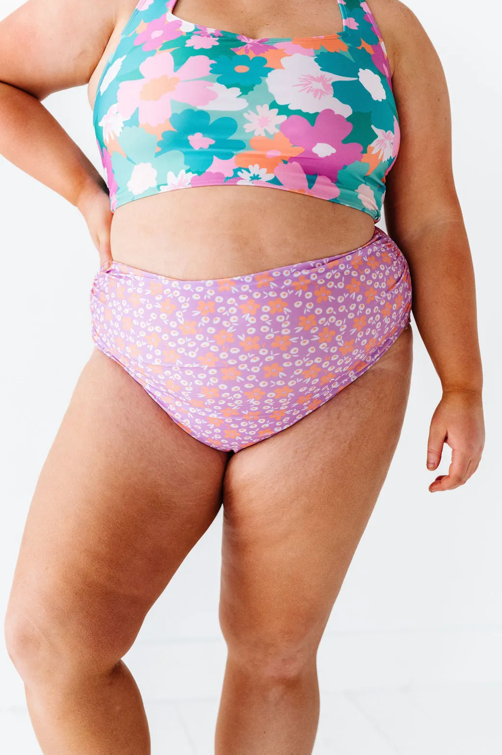 Mid Rise Bottoms in Daisy Sunrise